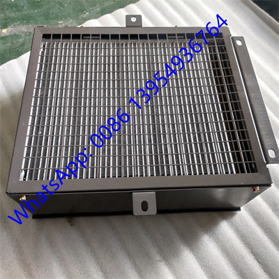 SDLG L975F Wheel Loader Spare Parts 4190002805 Condenser